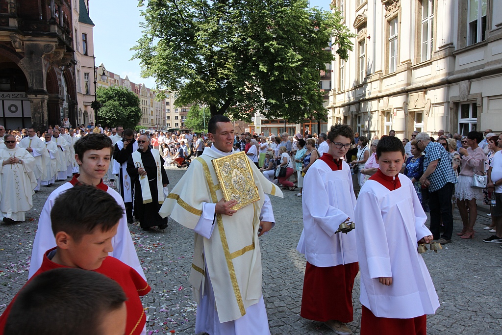 Procesji Bożego Ciała w Legnica - nasza fotorelacja