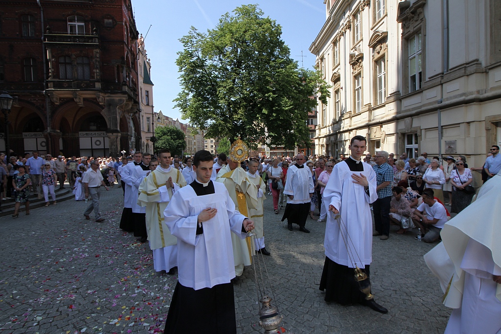 Procesji Bożego Ciała w Legnica - nasza fotorelacja