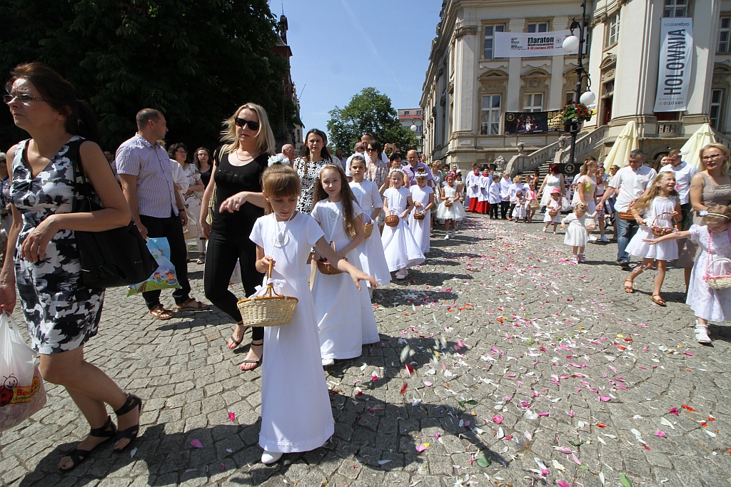 Procesji Bożego Ciała w Legnica - nasza fotorelacja