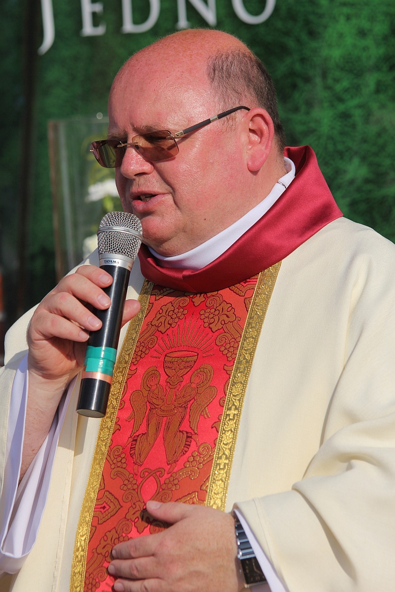 Procesja Bożego Ciała w parafii na osiedlu Kopernika