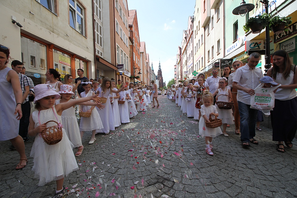 Procesji Bożego Ciała w Legnica - nasza fotorelacja