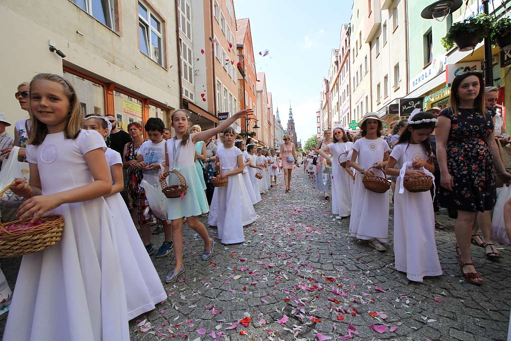 Procesji Bożego Ciała w Legnica - nasza fotorelacja