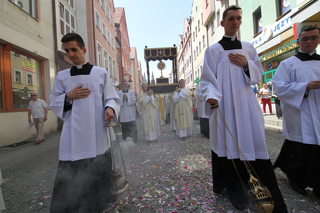Procesji Bożego Ciała w Legnica - nasza fotorelacja
