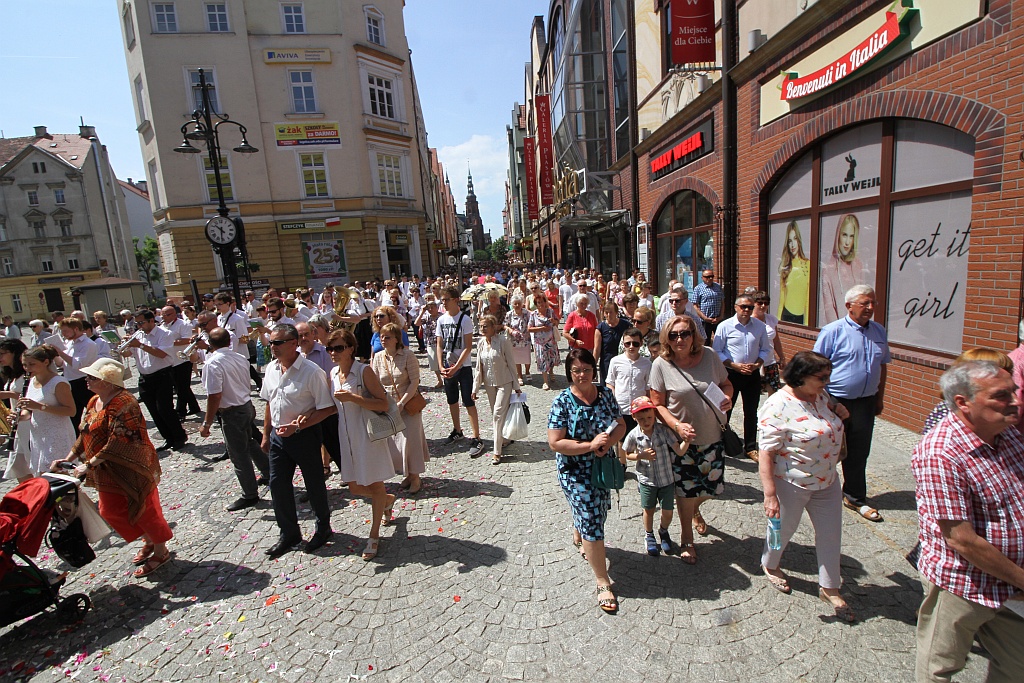 Procesji Bożego Ciała w Legnica - nasza fotorelacja