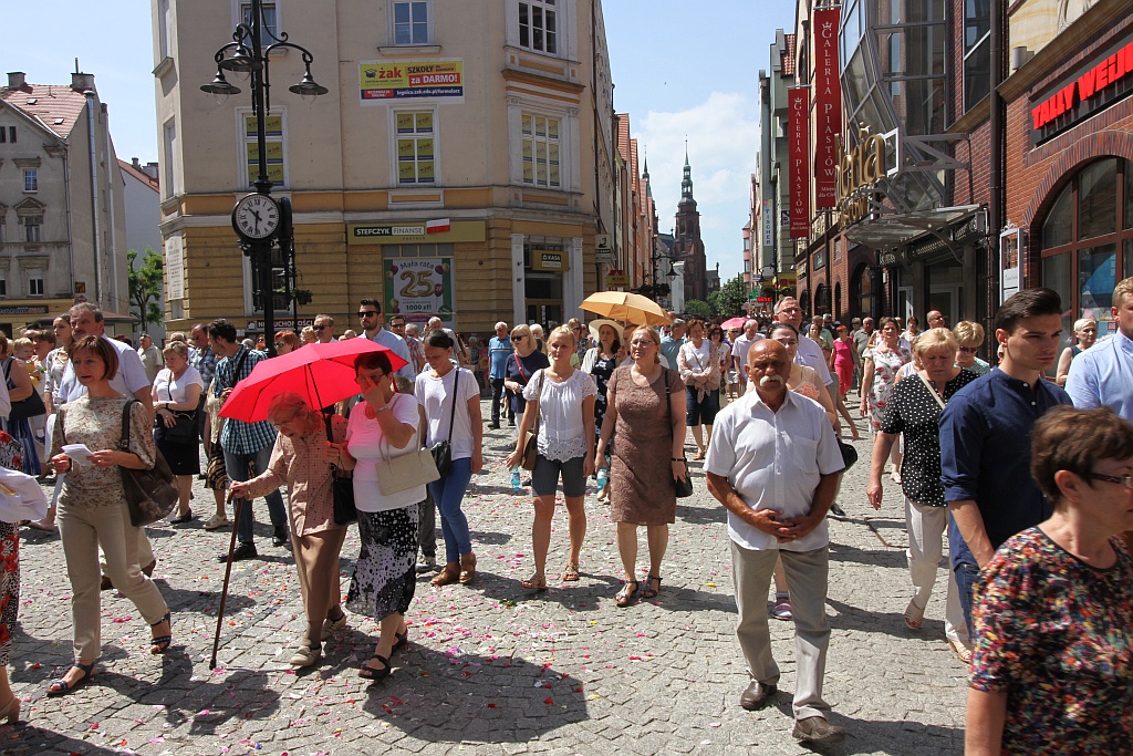 Procesji Bożego Ciała w Legnica - nasza fotorelacja