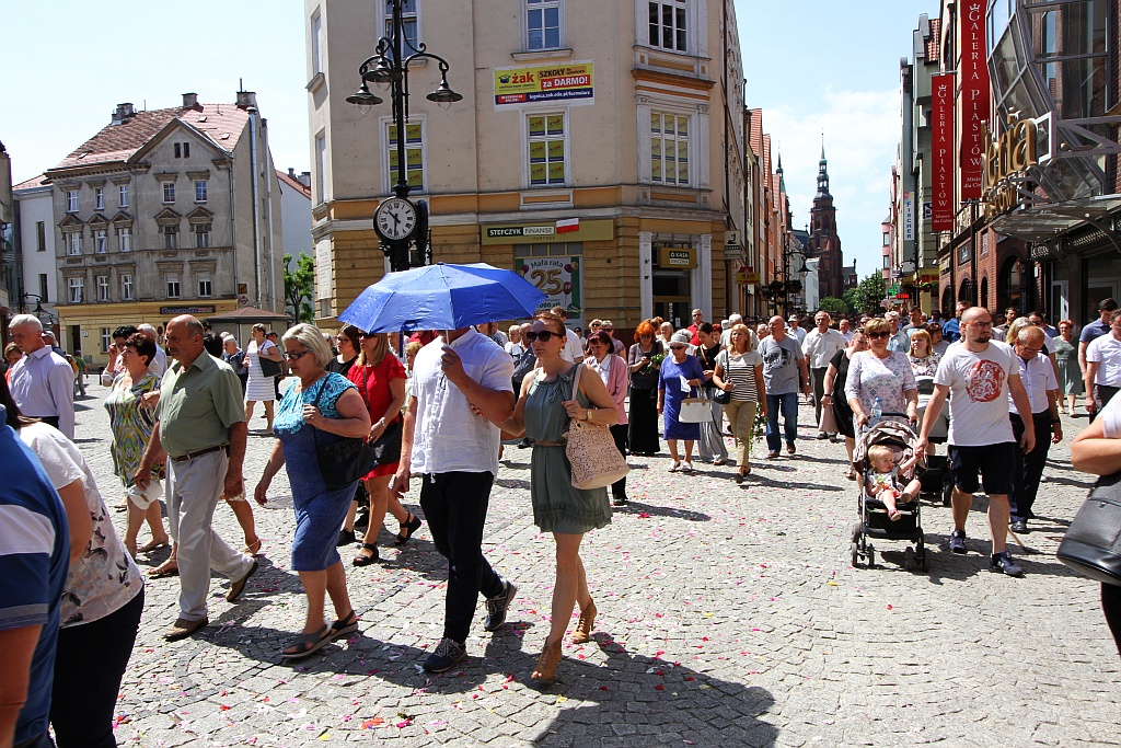 Procesji Bożego Ciała w Legnica - nasza fotorelacja