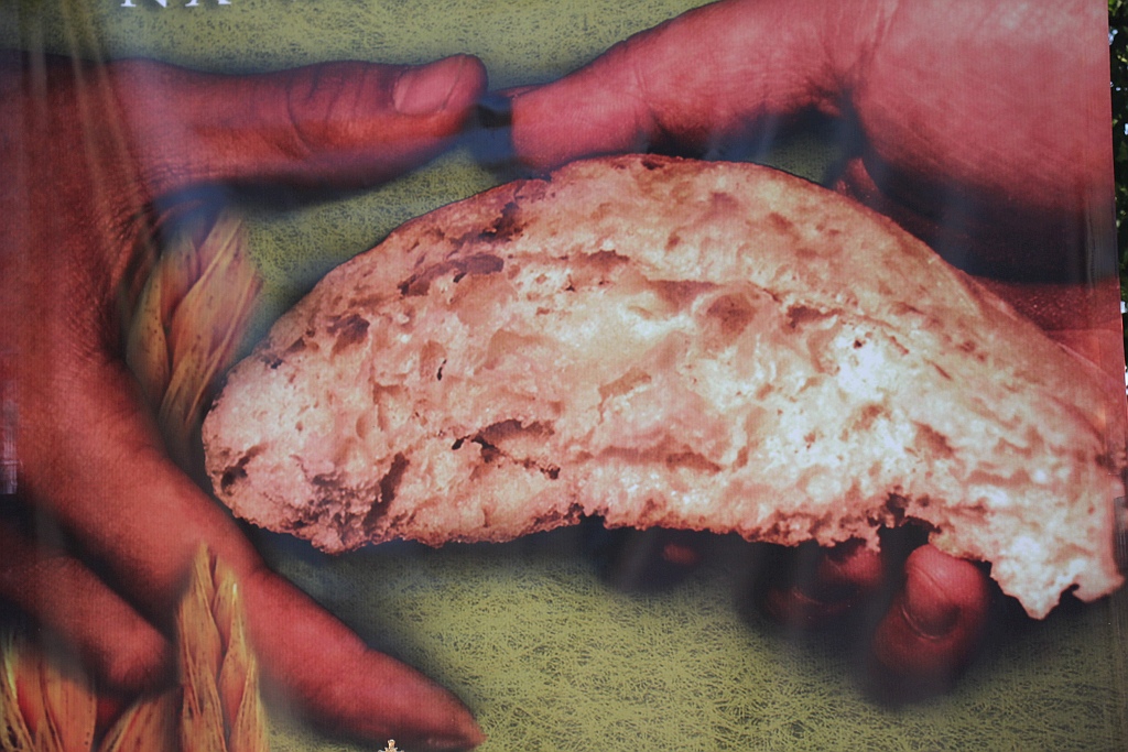 Procesja Bożego Ciała w parafii na osiedlu Kopernika