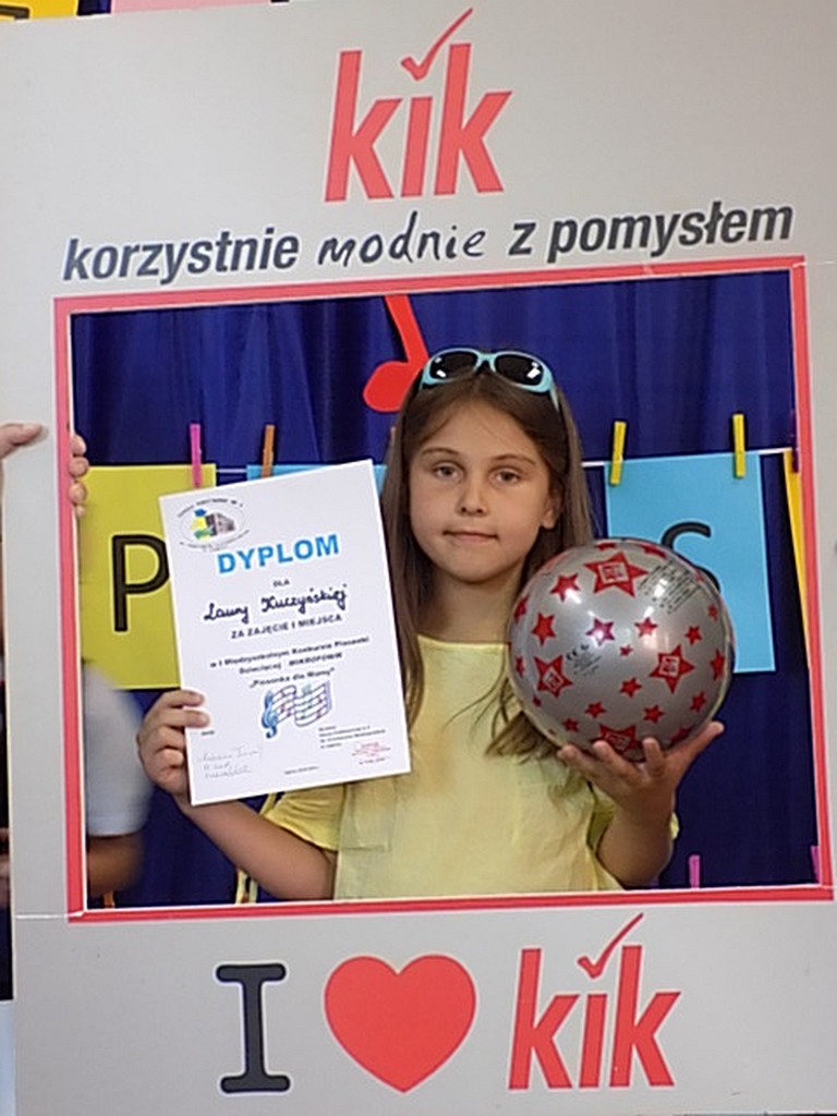I Międzyszkolnym Konkursie Piosenki Dziecięcej „Mikrofonik”
