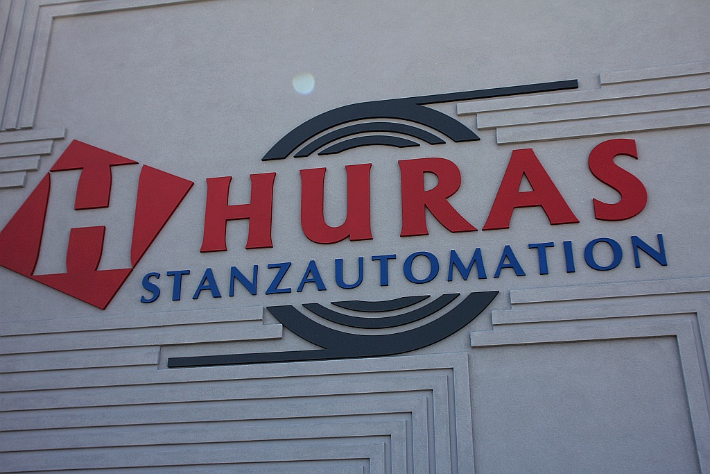 Huras przeprowadził się z Legnicy do Nowej Wsi Legnickiej