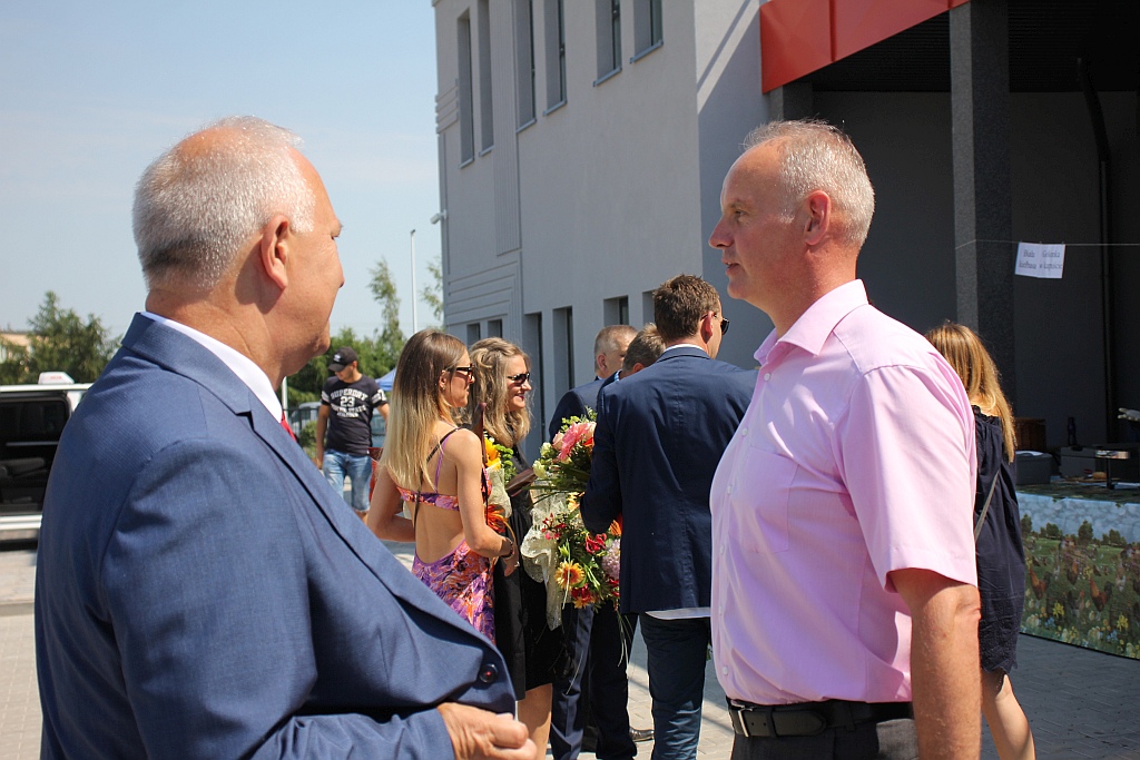 Huras przeprowadził się z Legnicy do Nowej Wsi Legnickiej