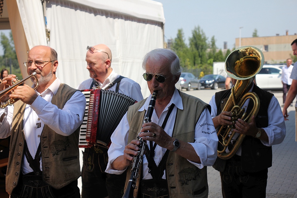 Huras przeprowadził się z Legnicy do Nowej Wsi Legnickiej