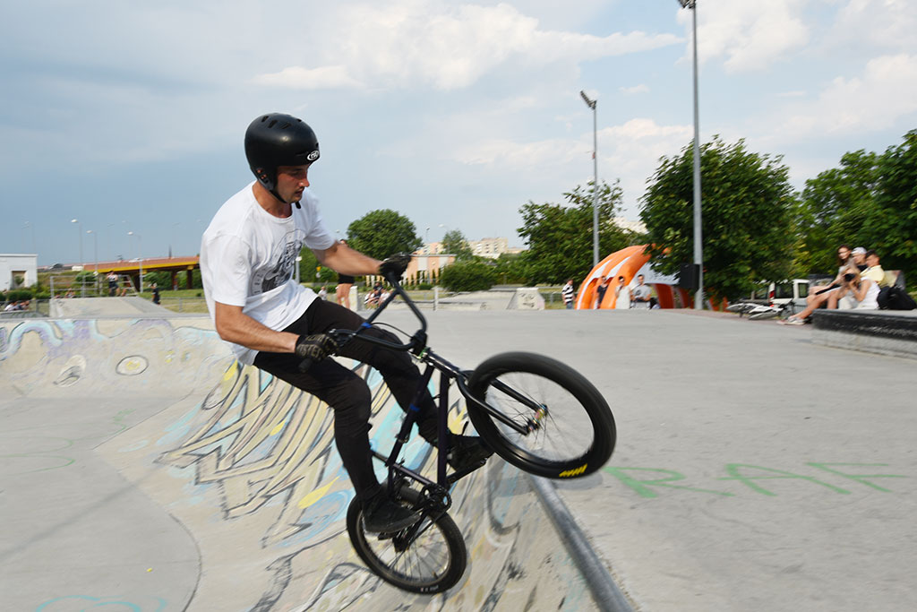 Na legnickim skateparku odbyły się zawody Skate Jam. Cz.2