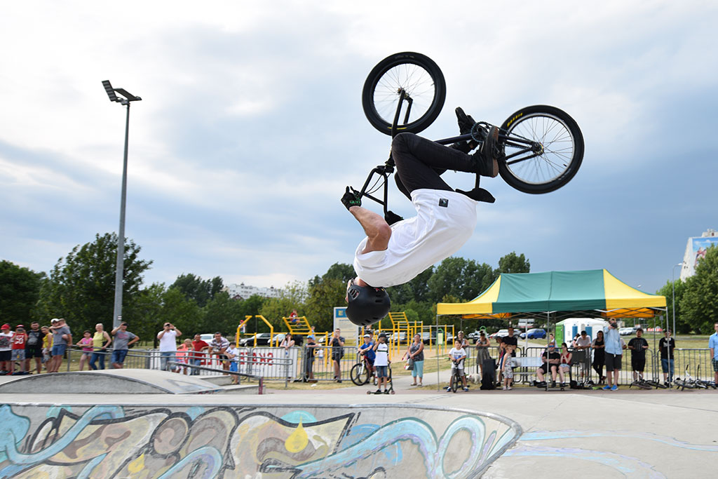 Na legnickim skateparku odbyły się zawody Skate Jam. Cz.2