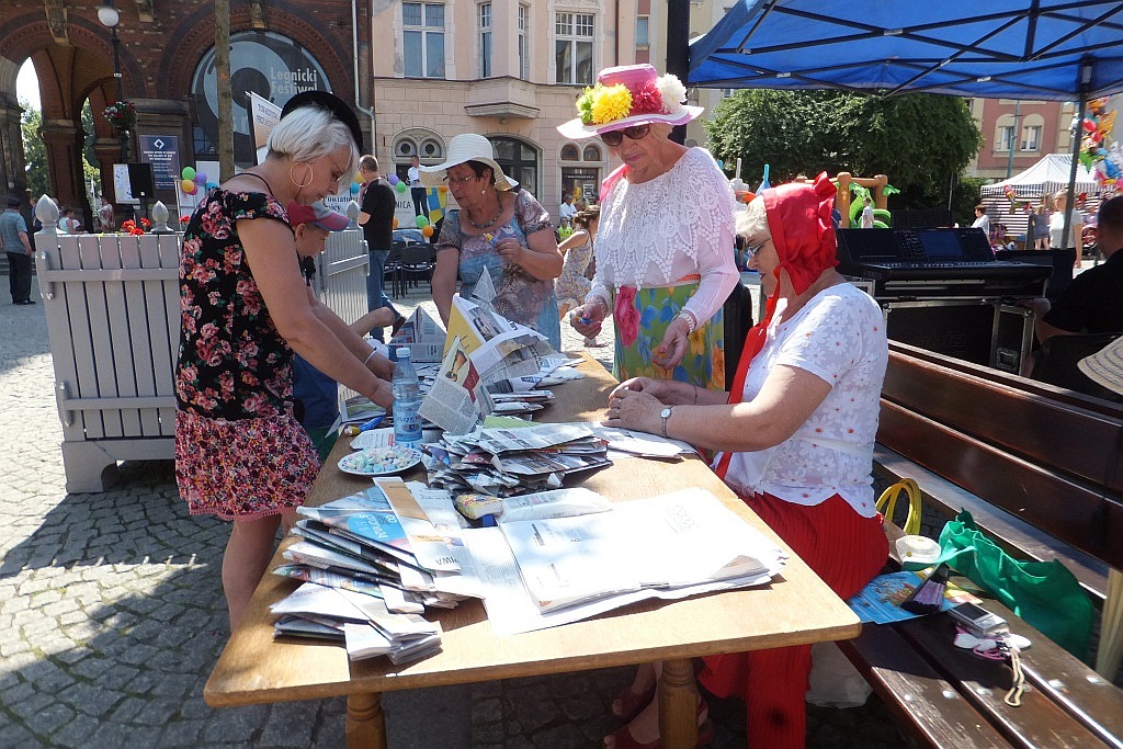 Tłumy dzieci opanowały w piątek legnicki rynek