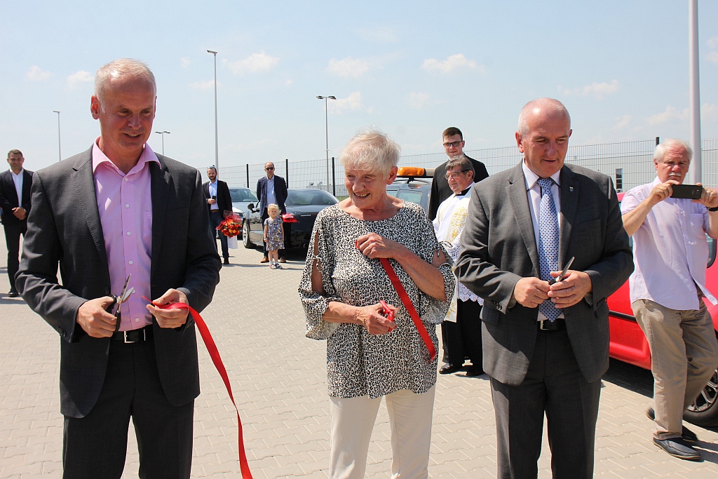 Huras przeprowadził się z Legnicy do Nowej Wsi Legnickiej