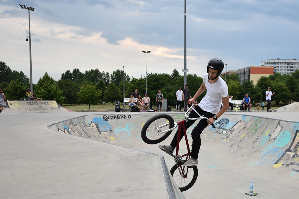 Na legnickim skateparku odbyły się zawody Skate Jam. Cz.2