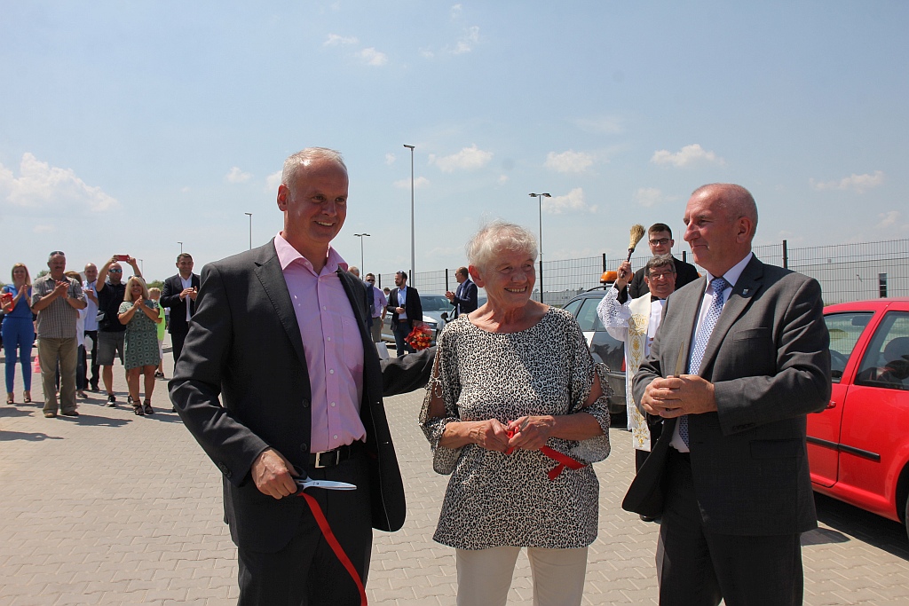 Huras przeprowadził się z Legnicy do Nowej Wsi Legnickiej