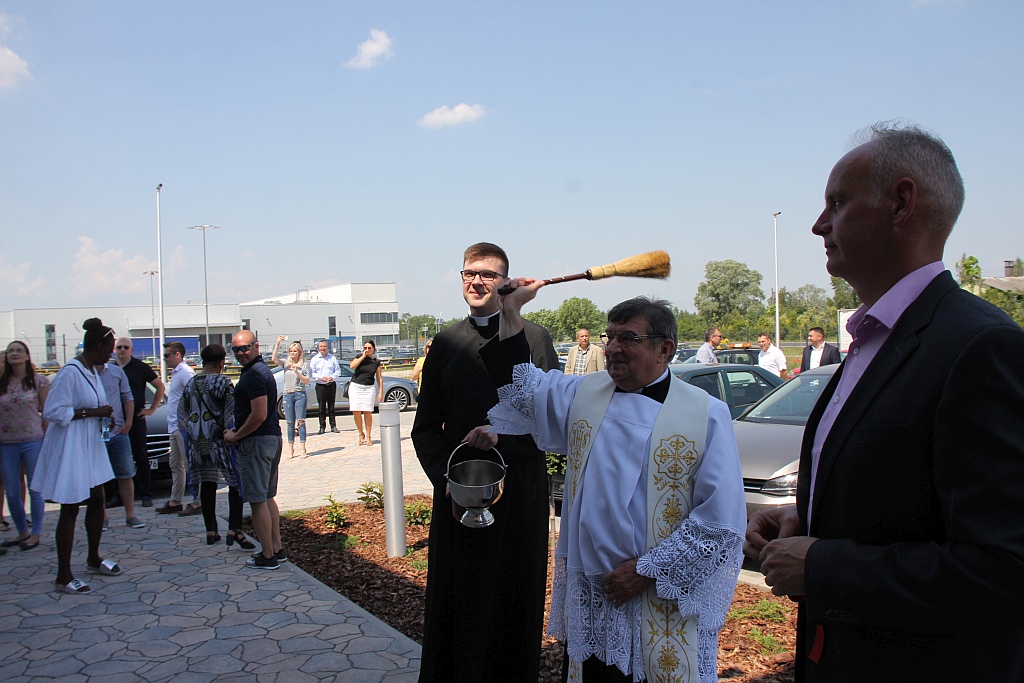 Huras przeprowadził się z Legnicy do Nowej Wsi Legnickiej