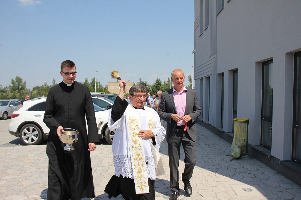 Huras przeprowadził się z Legnicy do Nowej Wsi Legnickiej