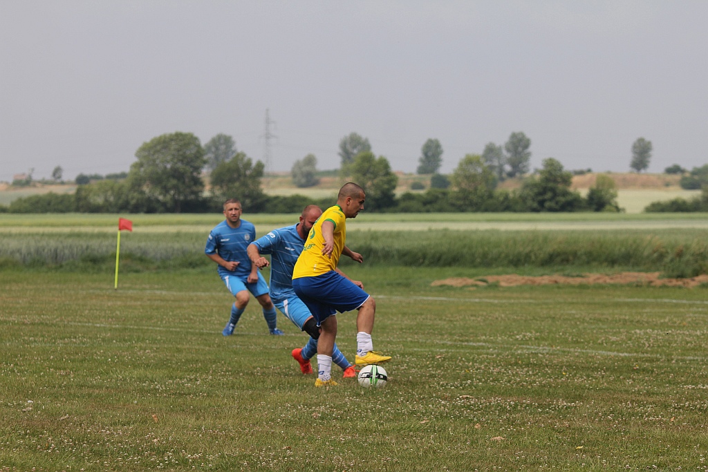 W Kłębanowicach mrożą szampany. Zryw pokonał Spartę