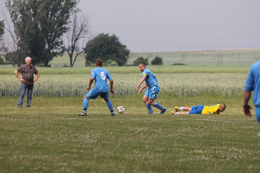 W Kłębanowicach mrożą szampany. Zryw pokonał Spartę