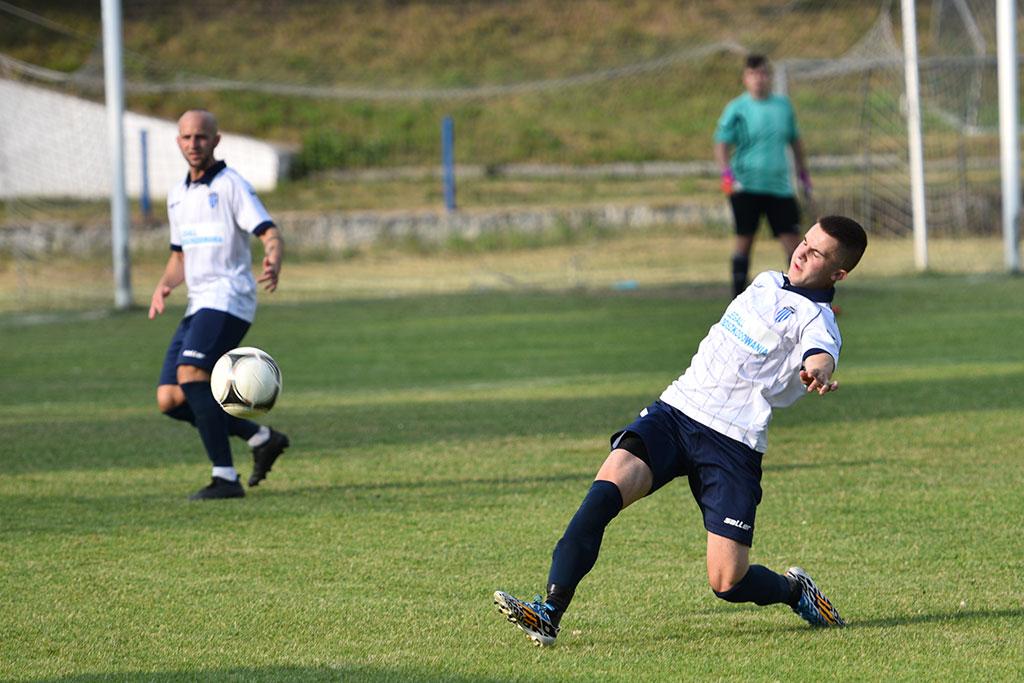 Dziewięć goli przy Grabskiego. Efektowna wygrana Konfeksu