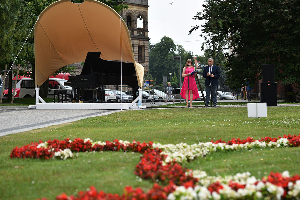 Plenerowy koncert Posłuchajcie Chopina. Wspaniała uczta muzyczna