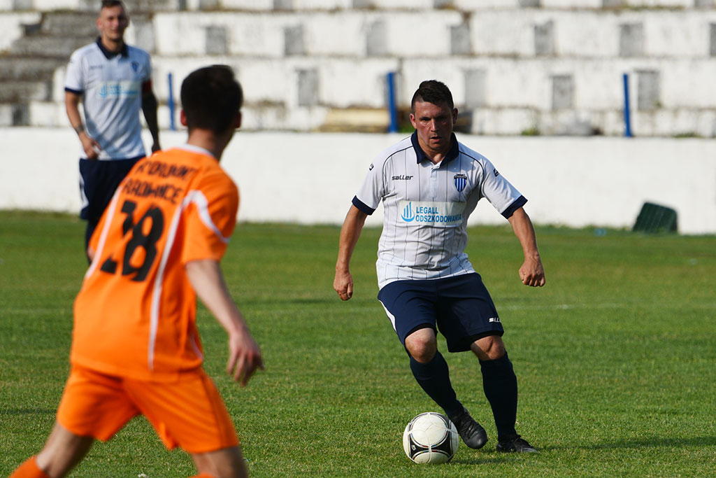 Dziewięć goli przy Grabskiego. Efektowna wygrana Konfeksu