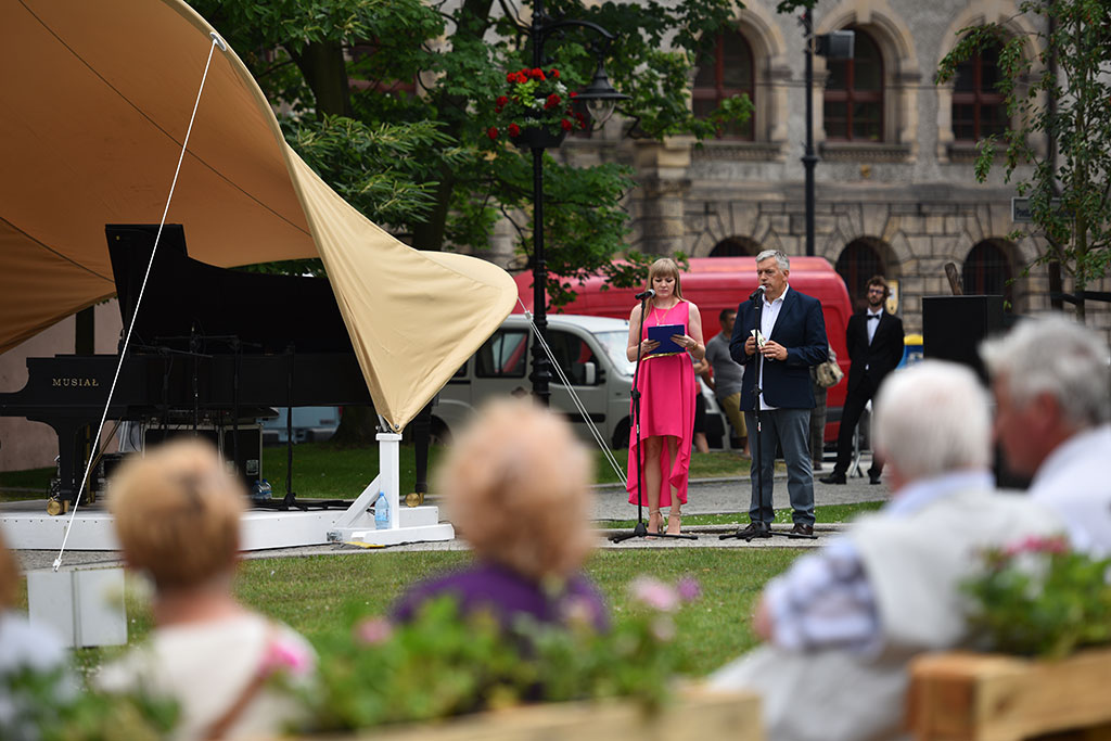 Plenerowy koncert Posłuchajcie Chopina. Wspaniała uczta muzyczna