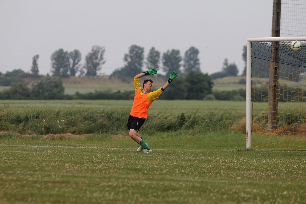 W Kłębanowicach mrożą szampany. Zryw pokonał Spartę