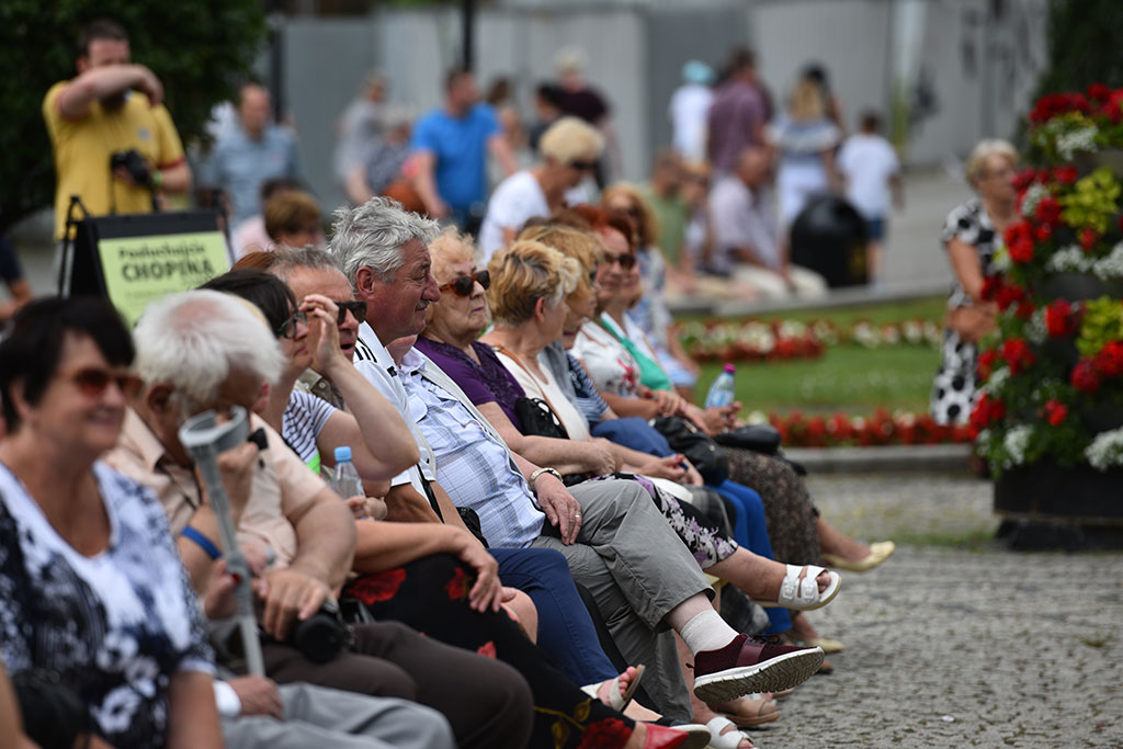 Plenerowy koncert Posłuchajcie Chopina. Wspaniała uczta muzyczna