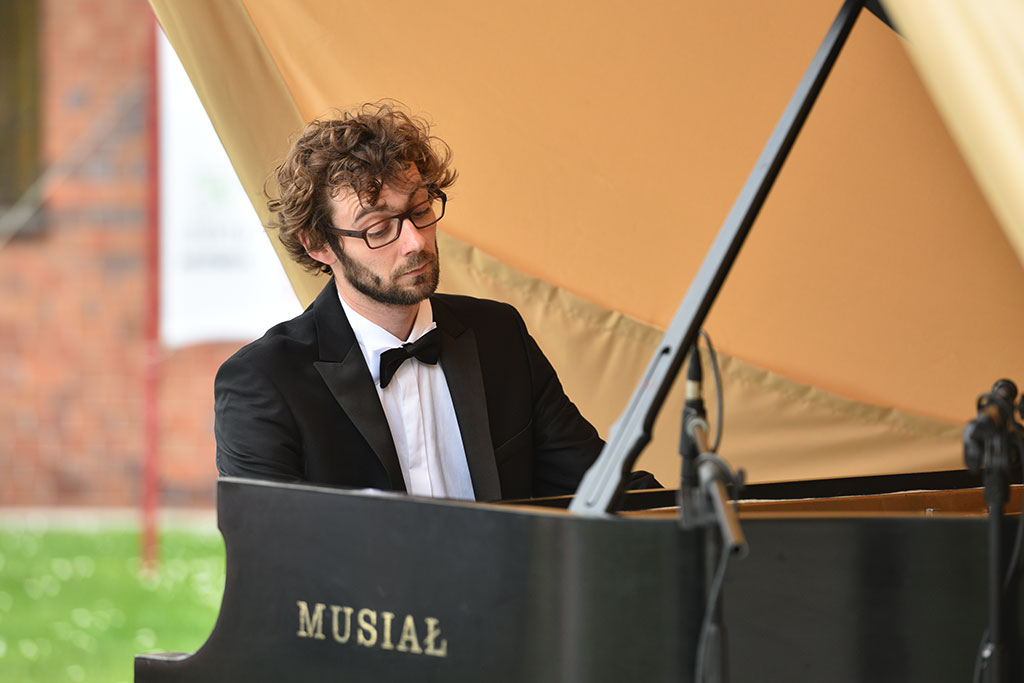 Plenerowy koncert Posłuchajcie Chopina. Wspaniała uczta muzyczna