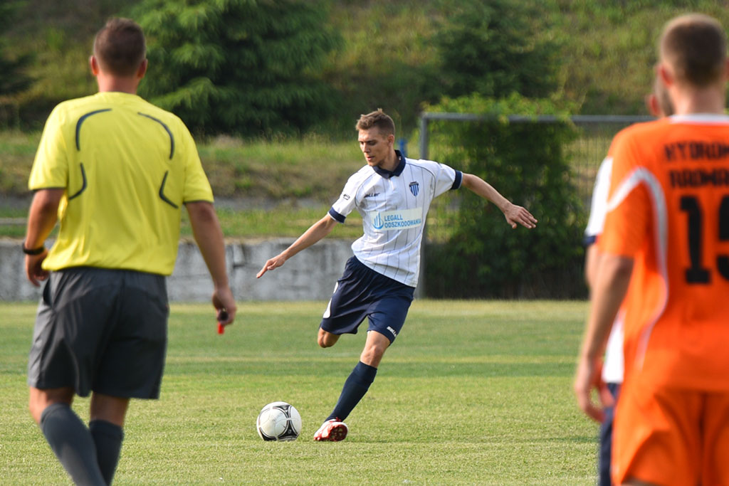 Dziewięć goli przy Grabskiego. Efektowna wygrana Konfeksu