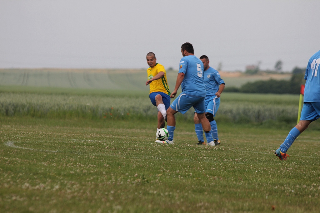 W Kłębanowicach mrożą szampany. Zryw pokonał Spartę