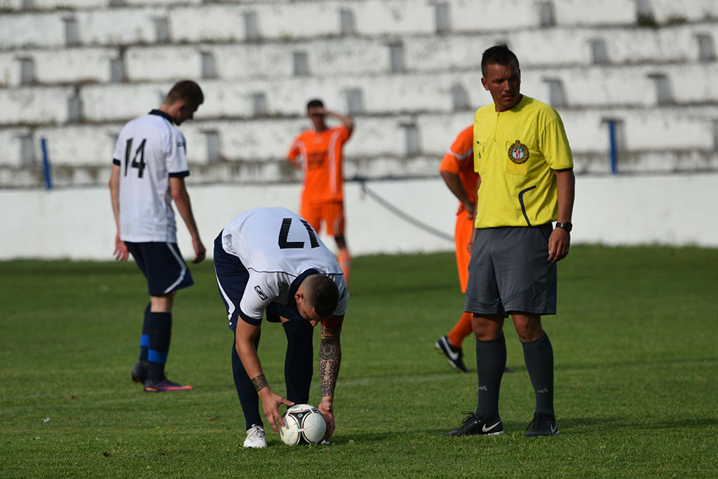 Dziewięć goli przy Grabskiego. Efektowna wygrana Konfeksu