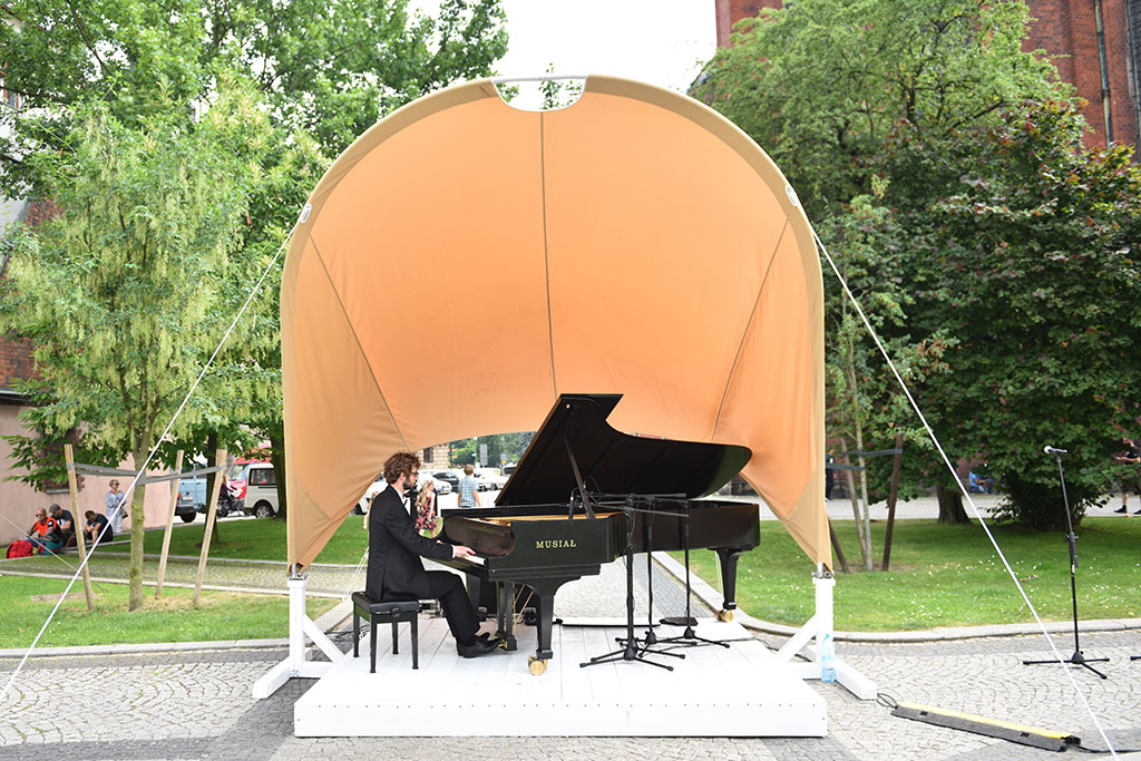Plenerowy koncert Posłuchajcie Chopina. Wspaniała uczta muzyczna