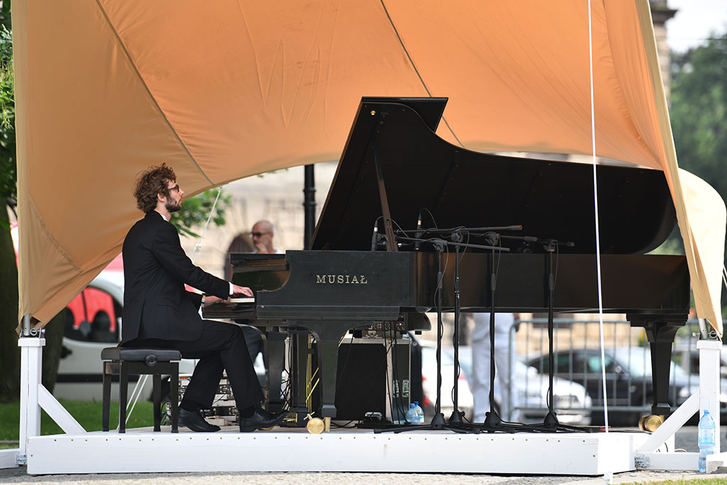 Plenerowy koncert Posłuchajcie Chopina. Wspaniała uczta muzyczna