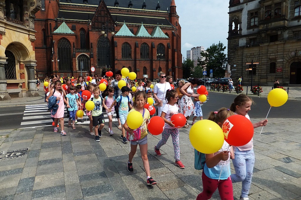 Ósmy festyn Caritas zorganizowany z okazji Dnia Dziecka