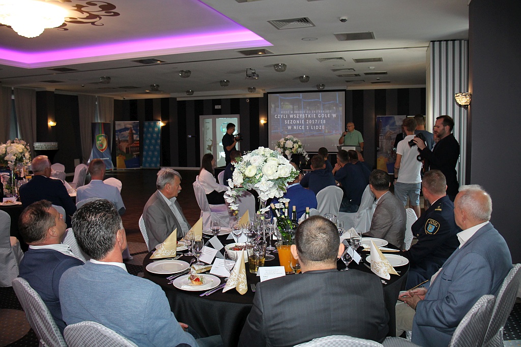 Miedź w gościach u prezydenta. Był tort, gratulacje i obiad