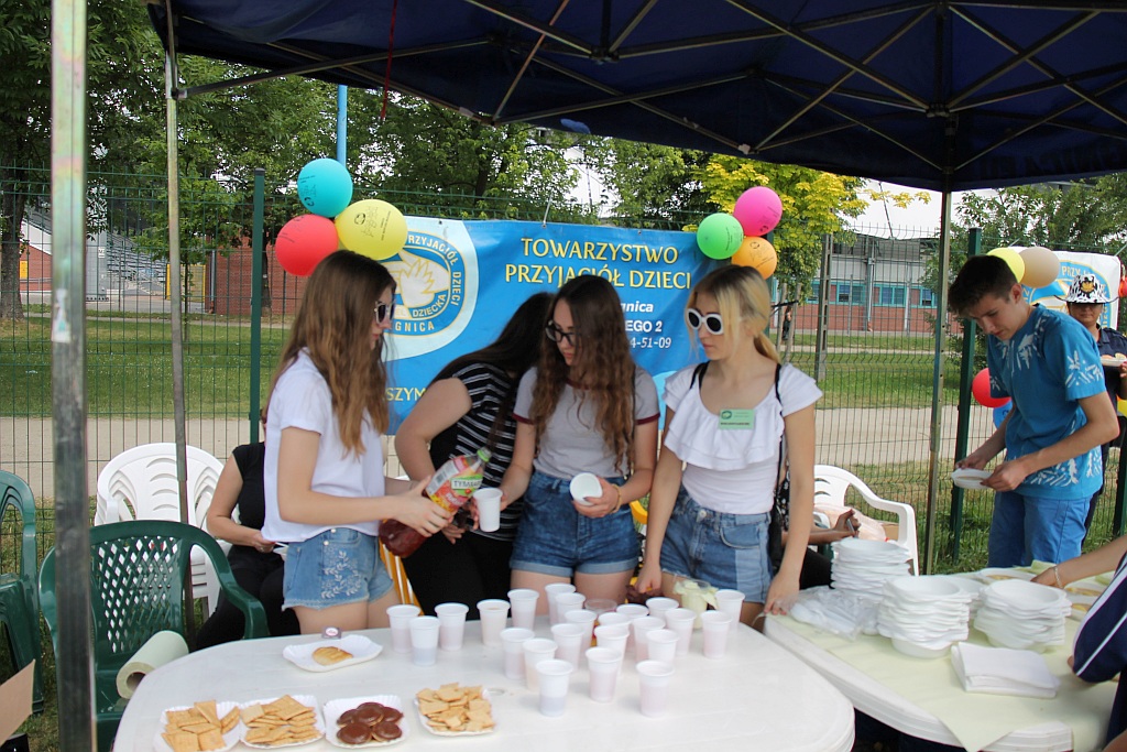 Ósmy festyn Caritas zorganizowany z okazji Dnia Dziecka