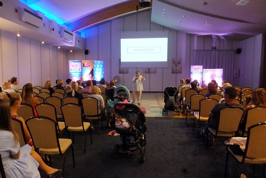 W hotelu Qubus odbyła się konferencja „Mama w mieście Legnica”