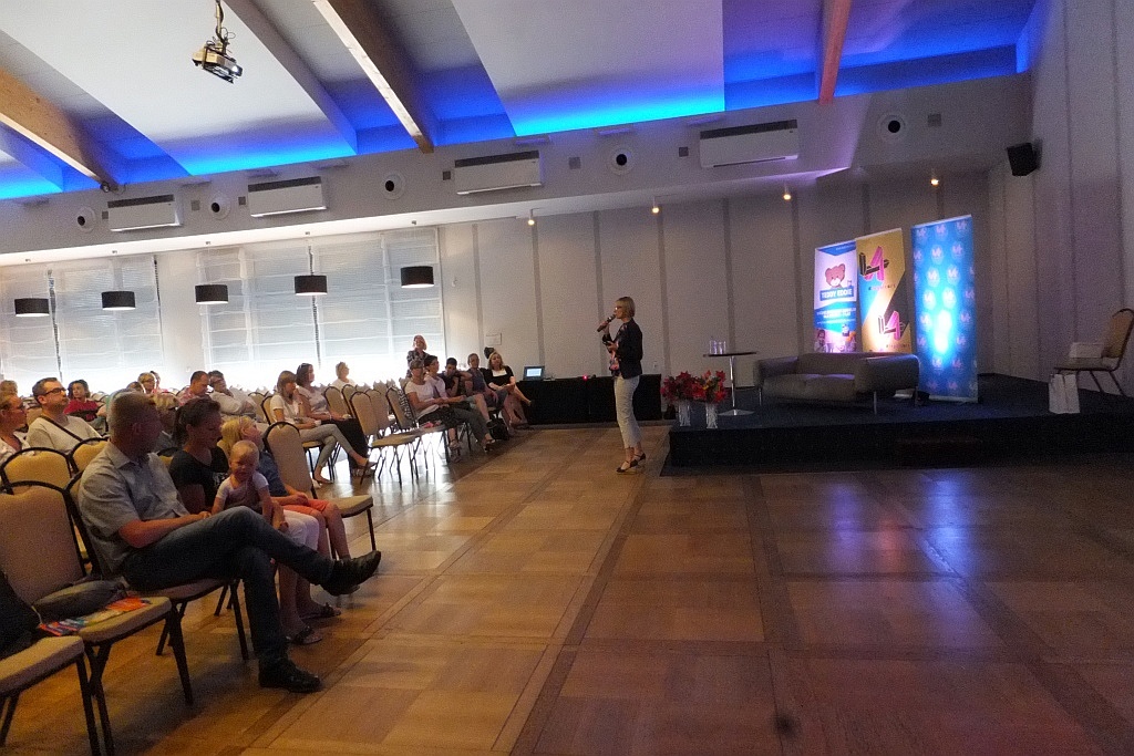 W hotelu Qubus odbyła się konferencja „Mama w mieście Legnica”