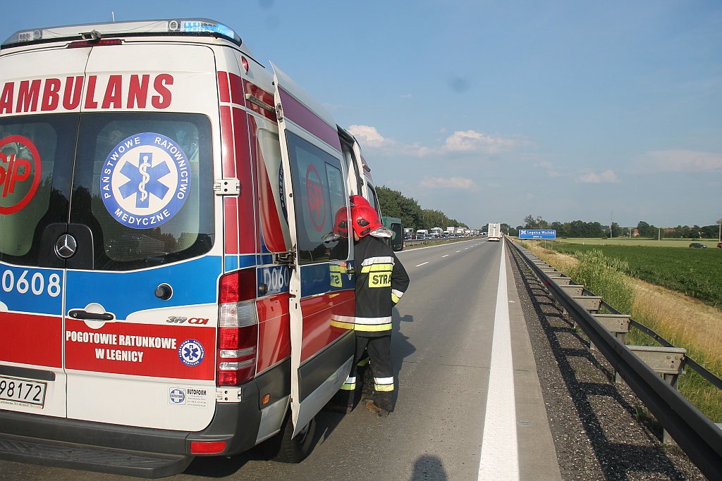 Dwie ciężarówki zderzyły się na autostradzie A4
