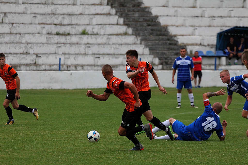 Orkan przegrał z rezerwami Chrobrego i spadł z pudła