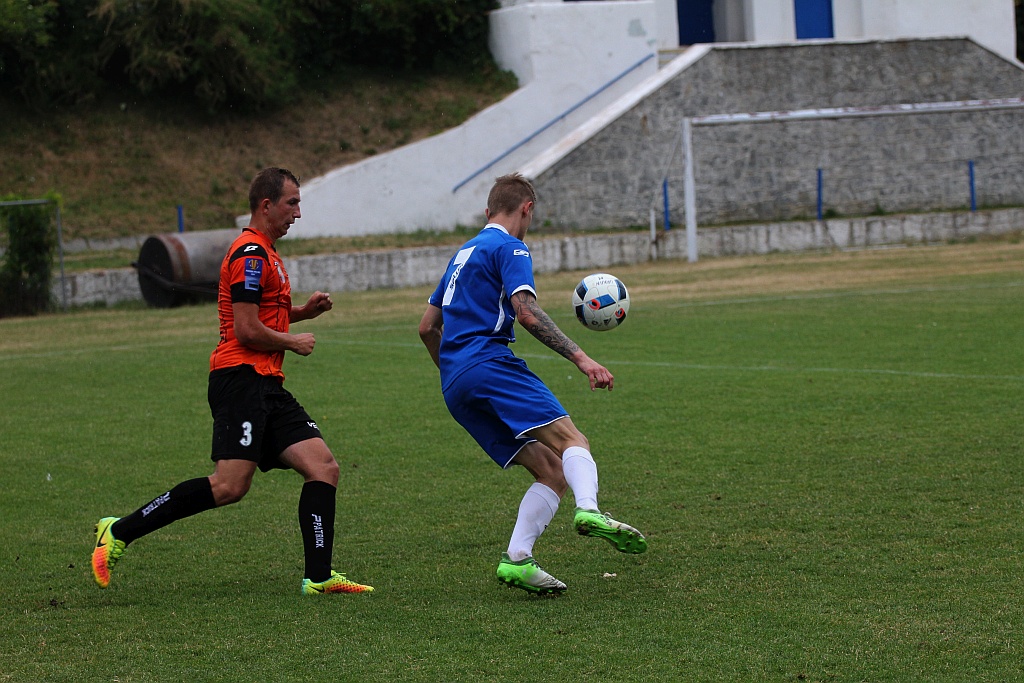 Orkan przegrał z rezerwami Chrobrego i spadł z pudła