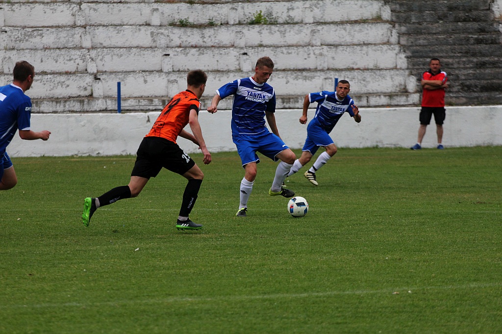 Orkan przegrał z rezerwami Chrobrego i spadł z pudła