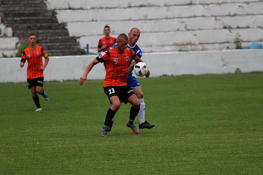 Orkan przegrał z rezerwami Chrobrego i spadł z pudła