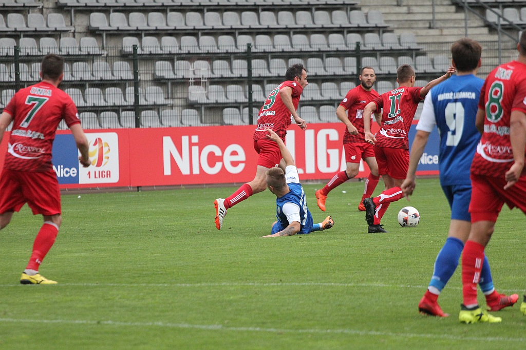 Rezerwy Miedzi wygrały z Unią i są bliskie utrzymania