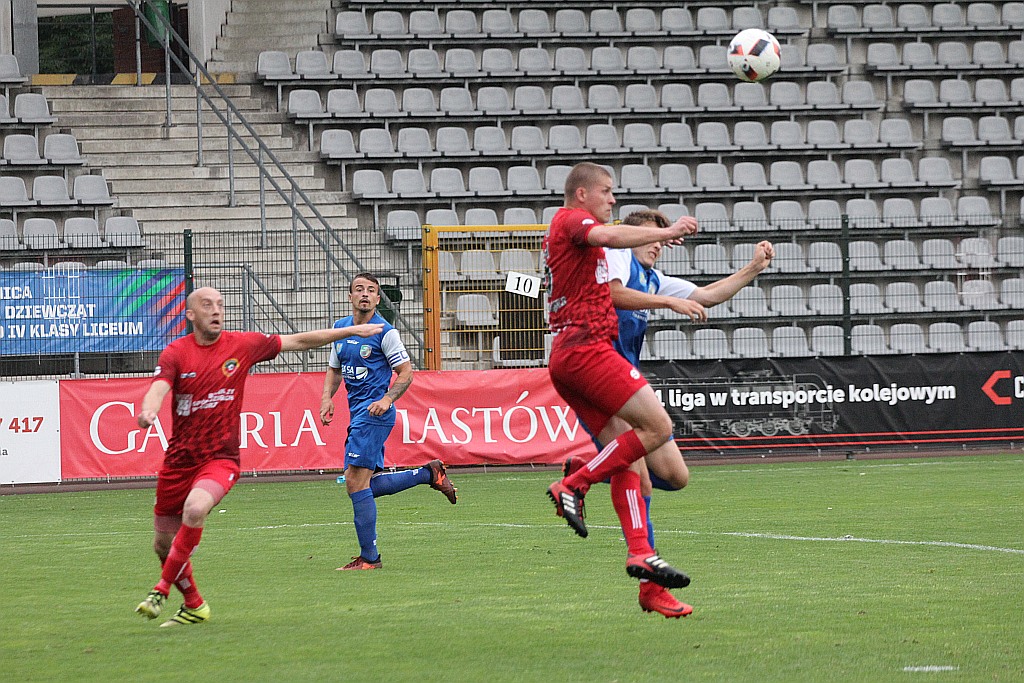 Rezerwy Miedzi wygrały z Unią i są bliskie utrzymania