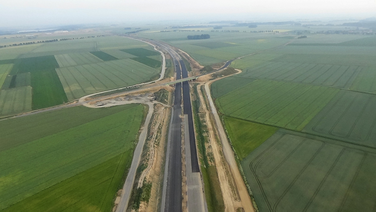 Trwają prace budowlane na odcinku S3 z Legnicy do Jawora